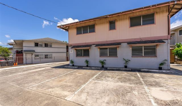 2429 N 学校 Street,Honolulu,Hawaii,96819,17 ベッドルーム ベッドルーム,6 バスルームバスルーム,一戸建て,School,18275972