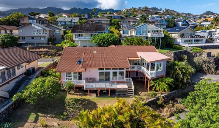 933 Kapoho Place,Honolulu,Hawaii,96825,3 ベッドルーム ベッドルーム,3 バスルームバスルーム,一戸建て,Kapoho,18277643