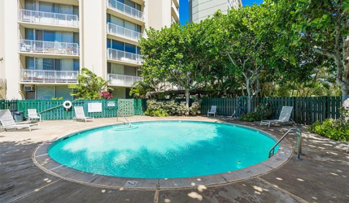 750 Amana Street,Honolulu,Hawaii,96814,1 BathroomBathrooms,Condo/Townhouse,Amana,8,18329267