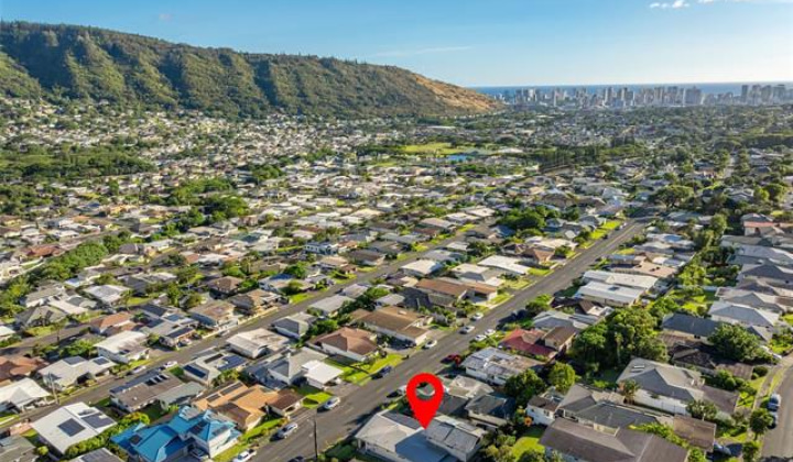 3352 Oahu Avenue,Honolulu,Hawaii,96822,6 Bedrooms Bedrooms,3 BathroomsBathrooms,Single family,Oahu,18330311