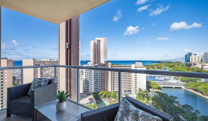 1551 Ala Wai Boulevard,Honolulu,Hawaii,96815,3 ベッドルーム ベッドルーム,3 バスルームバスルーム,コンド / タウンハウス,Ala Wai,19,18281431