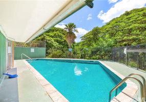 1720 Huna Street,Honolulu,Hawaii,96817,2 Bedrooms Bedrooms,1 BathroomBathrooms,Condo/Townhouse,Huna,7,18281768