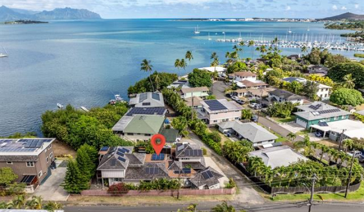 44-585 Kaneohe Bay Drive,Kaneohe,Hawaii,96744,4 ベッドルーム ベッドルーム,3 バスルームバスルーム,一戸建て,Kaneohe Bay,18282644