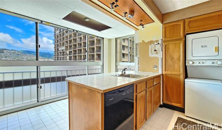 431 Nahua Street,Honolulu,Hawaii,96815,2 ベッドルーム ベッドルーム,2 バスルームバスルーム,コンド / タウンハウス,Nahua,8,18287315