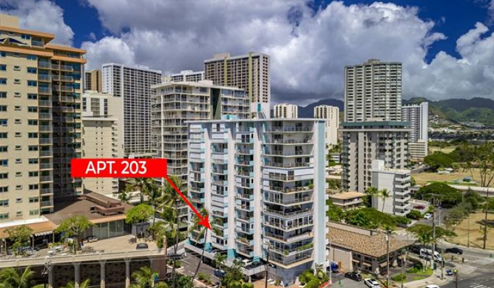 204 Kapahulu Avenue,Honolulu,Hawaii,96815,2 ベッドルーム ベッドルーム,2 バスルームバスルーム,コンド / タウンハウス,Kapahulu,4,18290195