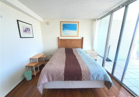 445 Seaside Avenue,Honolulu,Hawaii,96815,1 Bedroom Bedrooms,1 BathroomBathrooms,Condo/Townhouse,Seaside,42,18294300