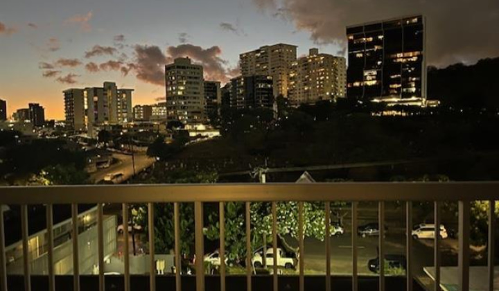 1114 Wilder Avenue,Honolulu,Hawaii,96822,1 ベッドルーム ベッドルーム,1 バスルームバスルーム,コンド / タウンハウス,Wilder,8,18201075