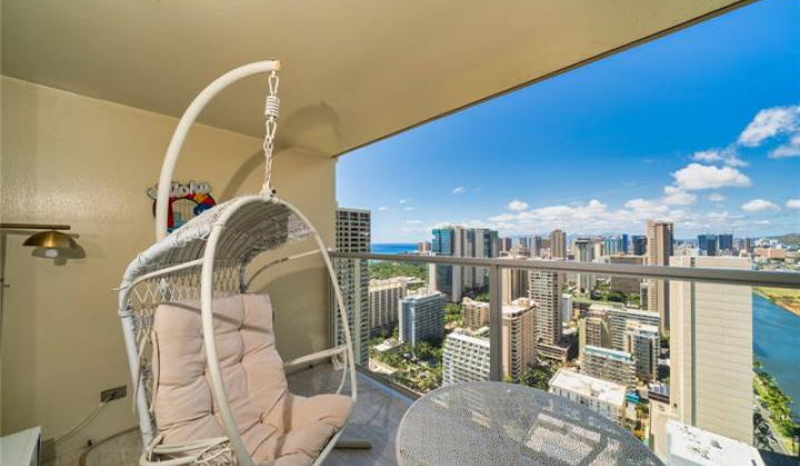 445 Seaside Avenue,Honolulu,Hawaii,96815,1 バスルームバスルーム,コンド / タウンハウス,Seaside,38,18306022