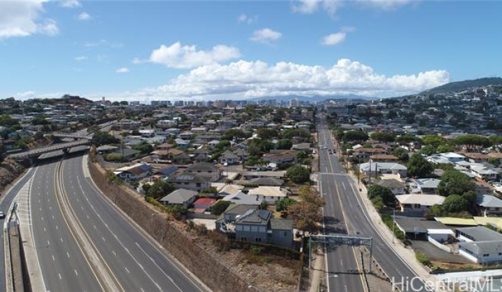 3923 Waialae Avenue,Honolulu,Hawaii,96816,6 Bedrooms Bedrooms,5 BathroomsBathrooms,Single family,Waialae,18320460