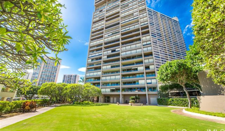 583 Kamoku Street,Honolulu,Hawaii,96826,3 ベッドルーム ベッドルーム,2 バスルームバスルーム,コンド / タウンハウス,Kamoku,37,18325743