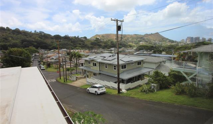 2485 Booth Road,Honolulu,Hawaii,96813,6 ベッドルーム ベッドルーム,3 バスルームバスルーム,一戸建て,Booth,18335904