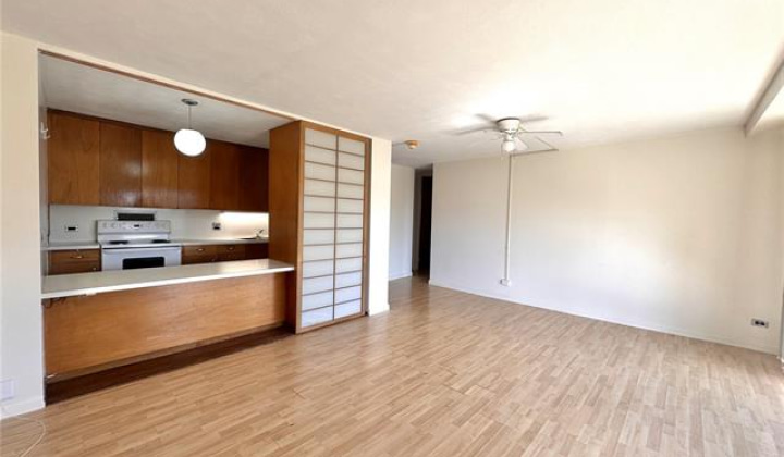 1511 Nuuanu Avenue,Honolulu,Hawaii,96817,1 Bedroom Bedrooms,1 BathroomBathrooms,Condo/Townhouse,Nuuanu,9,18383972