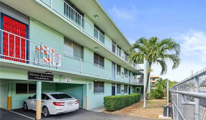 775 Mcneill Street,Honolulu,Hawaii,96817,2 ベッドルーム ベッドルーム,1 バスルームバスルーム,コンド / タウンハウス,Mcneill,3,18337159