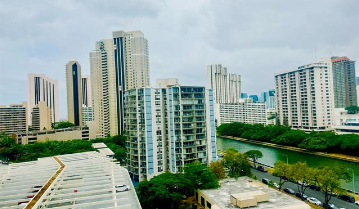 1717 Ala Wai Boulevard,Honolulu,Hawaii,96815,2 ベッドルーム ベッドルーム,2 バスルームバスルーム,コンド / タウンハウス,Ala Wai,12,18337268