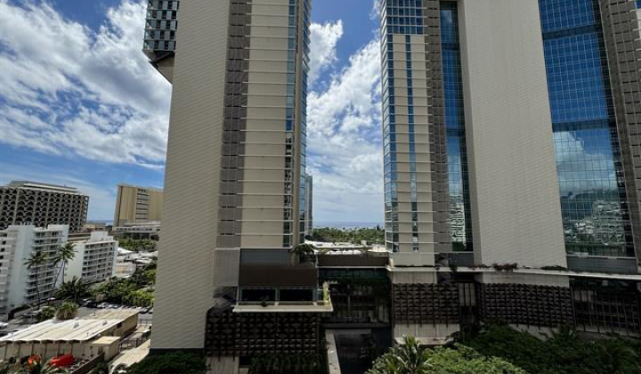 2140 Kuhio Avenue,Honolulu,Hawaii,96815,1 ベッドルーム ベッドルーム,1 バスルームバスルーム,コンド / タウンハウス,Kuhio,12,18339082