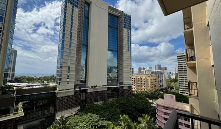 2140 Kuhio Avenue,Honolulu,Hawaii,96815,1 ベッドルーム ベッドルーム,1 バスルームバスルーム,コンド / タウンハウス,Kuhio,12,18339082