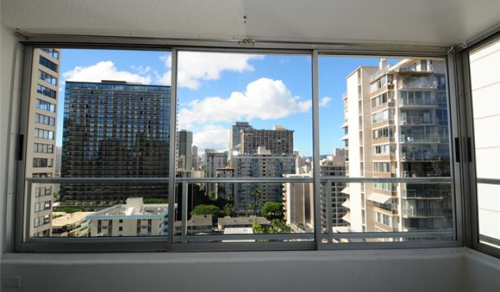 2421 Tusitala Street,Honolulu,Hawaii,96815,1 ベッドルーム ベッドルーム,1 バスルームバスルーム,コンド / タウンハウス,Tusitala,14,18340930