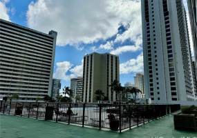 201 Ohua Avenue,Honolulu,Hawaii,96815,1 Bedroom Bedrooms,1 BathroomBathrooms,Condo/Townhouse,Ohua,10,18388504