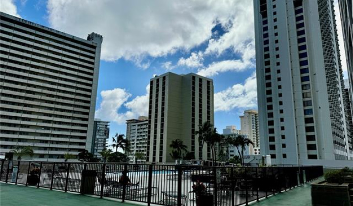 201 Ohua Avenue,Honolulu,Hawaii,96815,1 Bedroom Bedrooms,1 BathroomBathrooms,Condo/Townhouse,Ohua,10,18388504