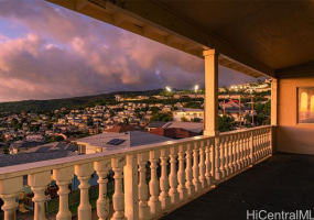 1747 Skyline Drive,Honolulu,Hawaii,96817,6 Bedrooms Bedrooms,3 BathroomsBathrooms,Single family,Skyline,18388933