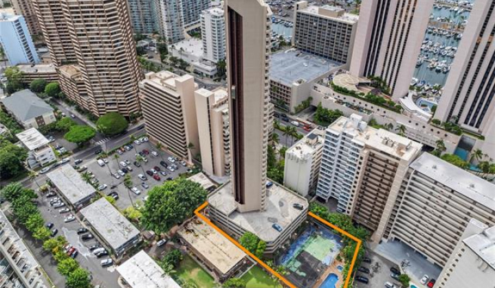 1700 Ala Moana Boulevard,Honolulu,Hawaii,96815,1 バスルームバスルーム,コンド / タウンハウス,Ala Moana,12,18343034