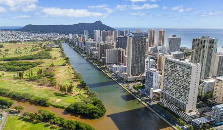 2211 Ala Wai Boulevard,Honolulu,Hawaii,96815,1 ベッドルーム ベッドルーム,1 バスルームバスルーム,コンド / タウンハウス,Ala Wai,8,18389510