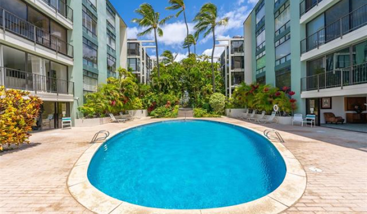 4999 Kahala Avenue,Honolulu,Hawaii,96816,2 Bedrooms Bedrooms,2 BathroomsBathrooms,Condo/Townhouse,Kahala,2,18390208