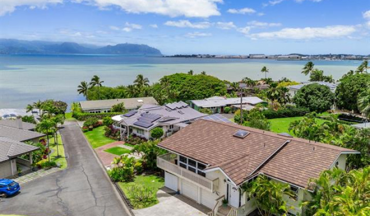 44-313 Kaneohe Bay Drive,Kaneohe,Hawaii,96744,4 ベッドルーム ベッドルーム,3 バスルームバスルーム,一戸建て,Kaneohe Bay,18345693