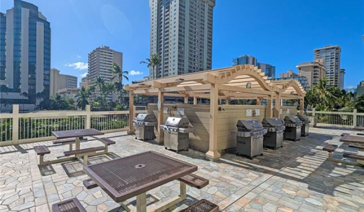 445 Seaside Avenue,Honolulu,Hawaii,96815,1 BathroomBathrooms,Condo/Townhouse,Seaside,25,18391451