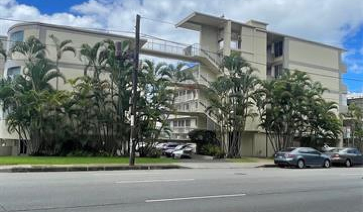 1737 Beretania Street,Honolulu,Hawaii,96826,1 ベッドルーム ベッドルーム,1 バスルームバスルーム,コンド / タウンハウス,Beretania,5,18250722