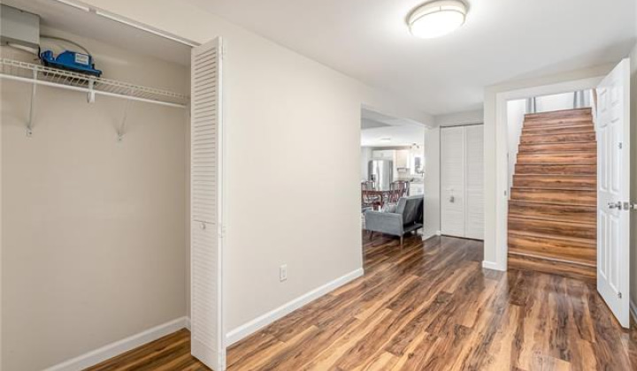 4050B Keanu Street,Honolulu,Hawaii,96816,4 ベッドルーム ベッドルーム,3 バスルームバスルーム,一戸建て,Keanu,18403015