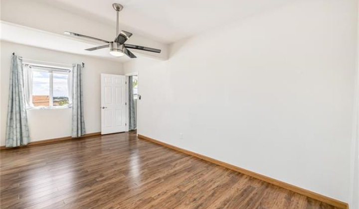 4050B Keanu Street,Honolulu,Hawaii,96816,4 ベッドルーム ベッドルーム,3 バスルームバスルーム,一戸建て,Keanu,18403015