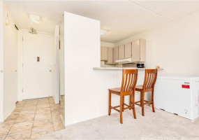 411 Hobron Lane,Honolulu,Hawaii,96815,1 Bedroom Bedrooms,1 BathroomBathrooms,Condo/Townhouse,Hobron,7,18406855