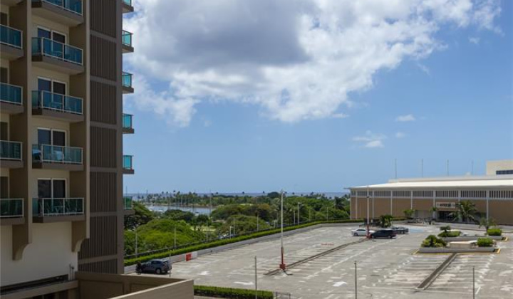 410 Atkinson Drive,Honolulu,Hawaii,96814,1 バスルームバスルーム,コンド / タウンハウス,Atkinson,6,18264986